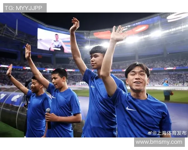 上海足球队荣登全国足球团队协作排行榜第九名展现强大团队精神与实力